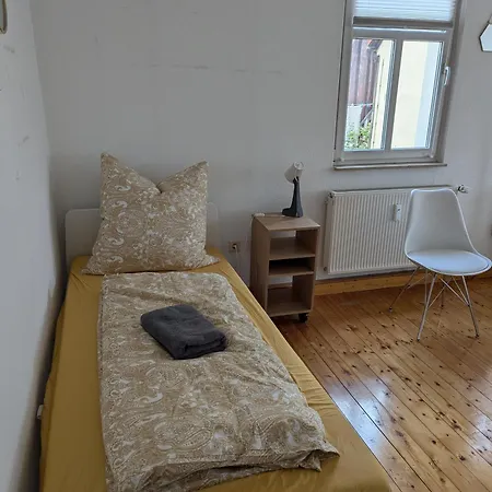 Bachgasse Og *